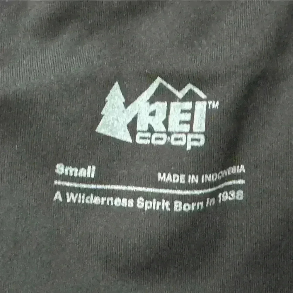 REI Co-op
Active Pursuits Skort Size Small - Picture 3 of 4